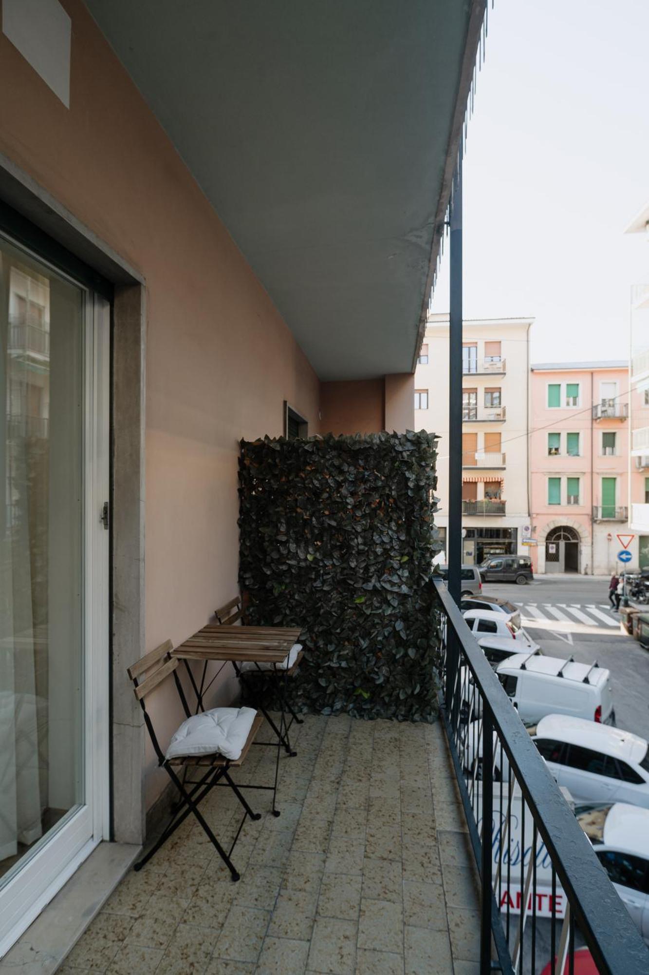 Alatea Apartments Poloni Верона Екстериор снимка